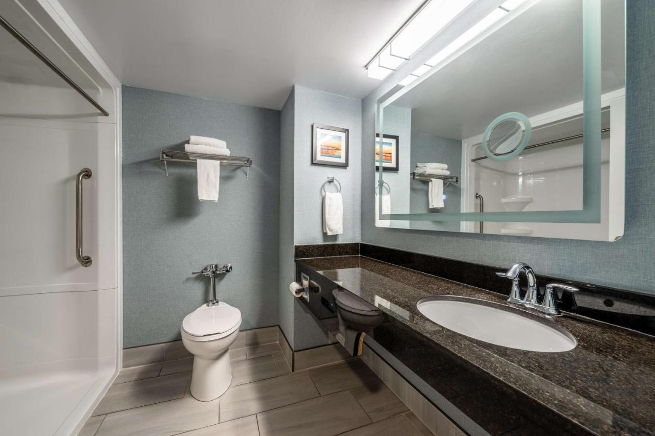 Best Western Belleville Exterior photo